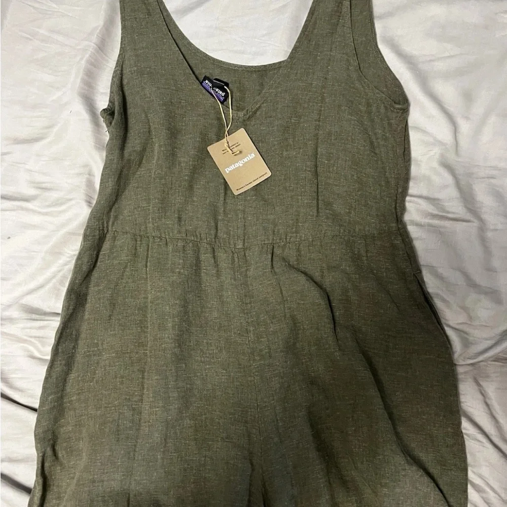Patagonia River Rock Green Garden Island Jumpsuit NWT - Picture 2 of 2